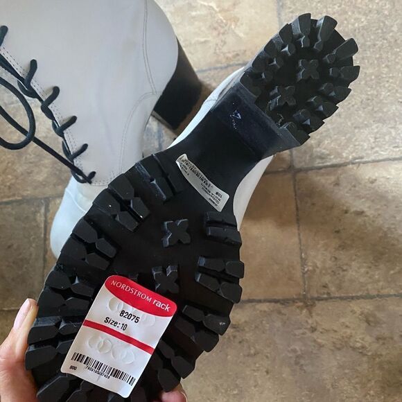 Schultz Jeannie Combat Boots Sz 10 - Picture 5 of 9